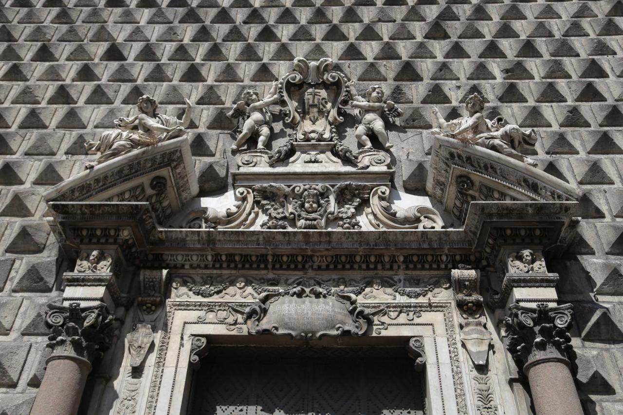 Palazzo Carafa Della Spina - Maison De Charme Neapel Exterior foto